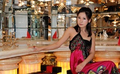 小樱花大胆挑战裸体艺术